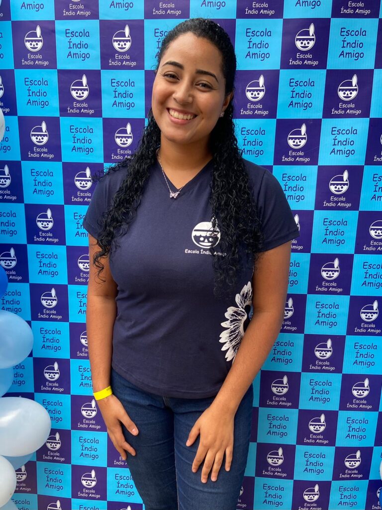 Tainá - professora auxiliar do Grupo Anauá e da turma da Manhã Amiga